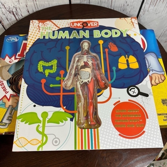 boardgames for kids lot of 3 operation, clue junior, the human body - Picture 8 of 10